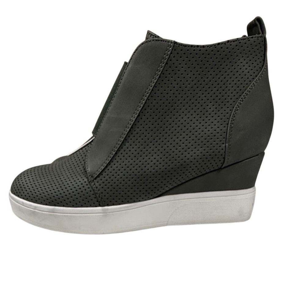 Clara-WD Perforated Wedge Sneaker Bootie Women 8W Olive Green Side Zip